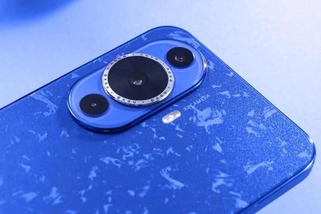 华为手机突然变香了256GB直降1000元前置6000万+鸿蒙OS(图1)