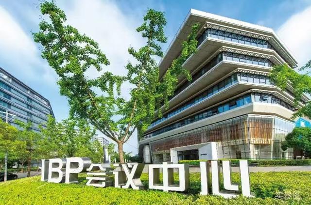 总开课1651门招4万人70岁也可报名！市民艺术夜校10日“抢课”(图3)
