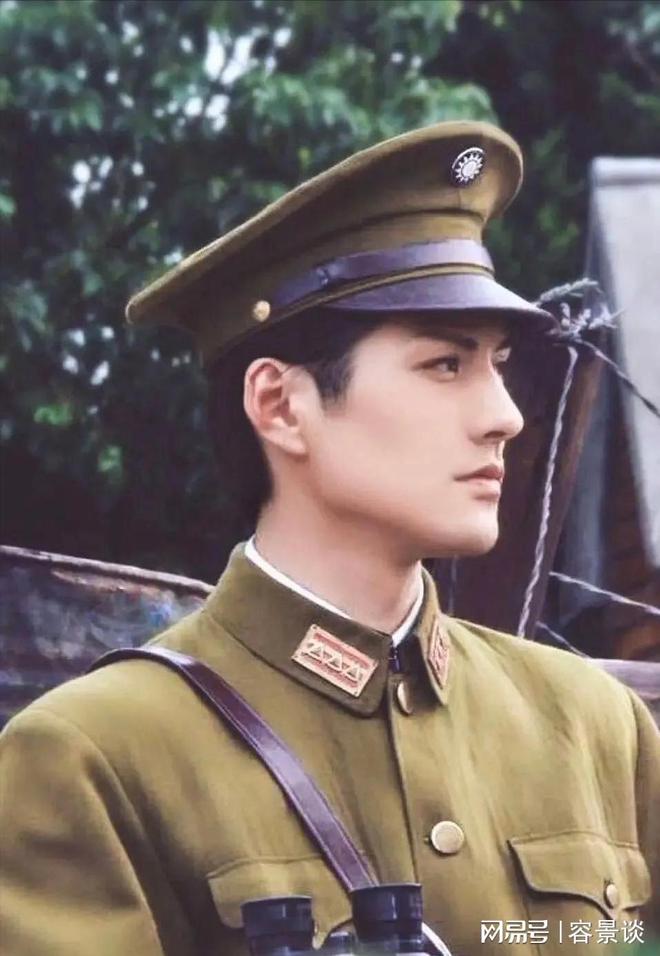 亚洲男人的颜值一直靠这几位支撑黎明已经老了严宽还能撑多久(图39)