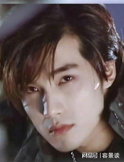 亚洲男人的颜值一直靠这几位支撑黎明已经老了严宽还能撑多久(图41)