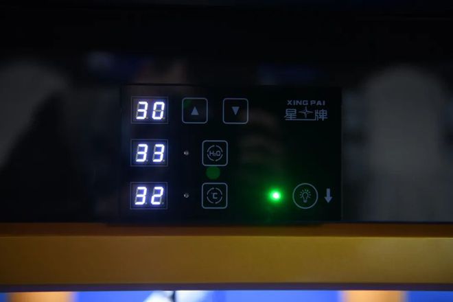 职业比赛用台 巅峰时刻的见证者——中式台球世锦赛同款C110(图3)