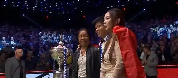 赵心童夺冠与女友合影超高颜值比前女友惊艳三人家世都不简单(图5)