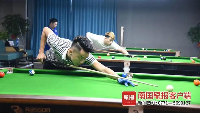 斯诺克赛程：2大世界冠军1日双赛赵心童对手待定新纪录诞生！(图1)