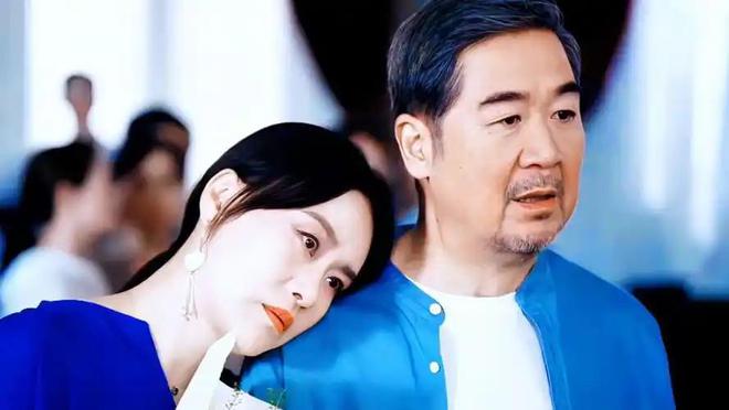 四月才开始70岁的国家一级演员张国立就给娱乐圈敲响了警钟(图3)
