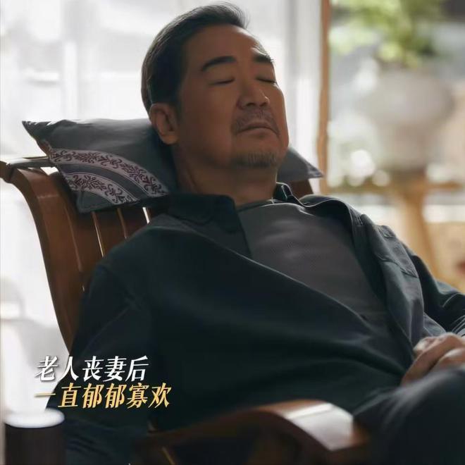 四月才开始70岁的国家一级演员张国立就给娱乐圈敲响了警钟(图6)
