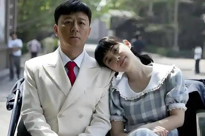 没有对比就没有伤害！同样是50岁这次梅婷却被演阿姨的她碾压(图3)