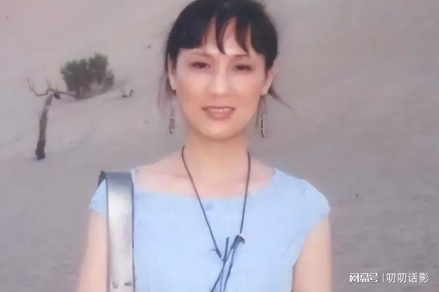 她长得太美被导演据为己有同居27年无名无分年仅63岁不治身亡(图10)