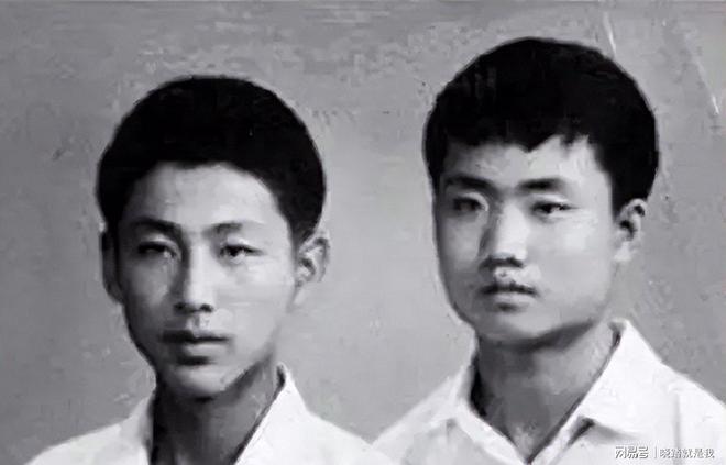 69岁陈道明现身白发苍苍依旧吸引眼球。(图3)