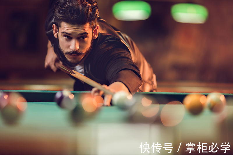 繁华地段的台球厅人少真的是盈利的吗？(图1)