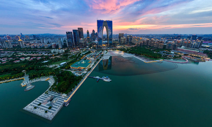 为扩大高水平对外开放作出新的示范——“中国经济圆桌会”聚焦深化国家级经开区改革创新(图11)