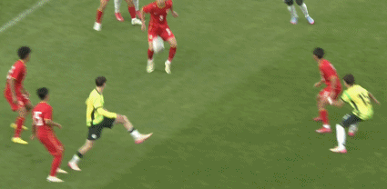 1-1！中国U16闪电丢球后防线分钟后迅速扳平(图2)