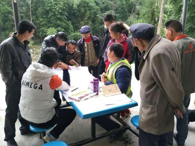 十年从雅安到全国2000个村（社区）和老乡们一起守护家园安全(图5)